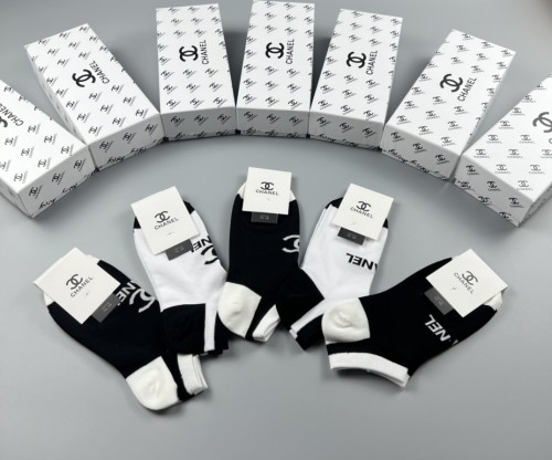 Chanel New Fashion Black & White Ankle Socks Casual Sport Cotton Socks 5 Pairs/Box