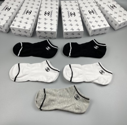Chanel Fashion New Logo Printed O-Socks Casual Sport Cotton Socks 5 Pairs/Box