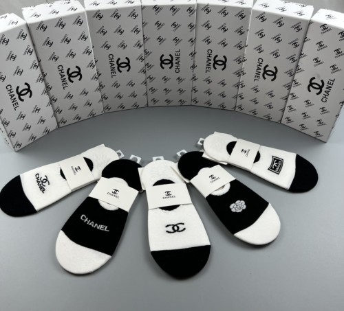 Chanel New Fashion Cotton O-Socks Casual Sports Breathable Socks 5 Pairs/Box