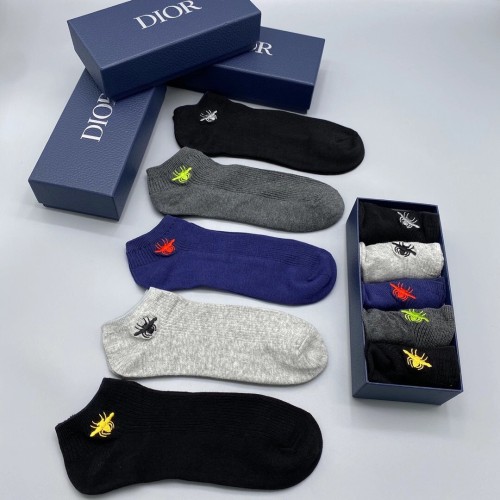 Dior New Fashion Logo Embroidered Socks Unisex Casual Sports Cotton Socks 5 Pairs/Box