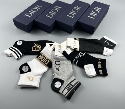 Dior New Fashion Cotton Socks Unisex Sports Casual Breathable Socks 5 Pairs/Box