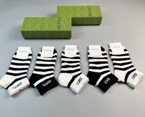 Gucci New Fashion Stripes Crew Socks Unisex Casual Sports Socks 5 Pairs/Box