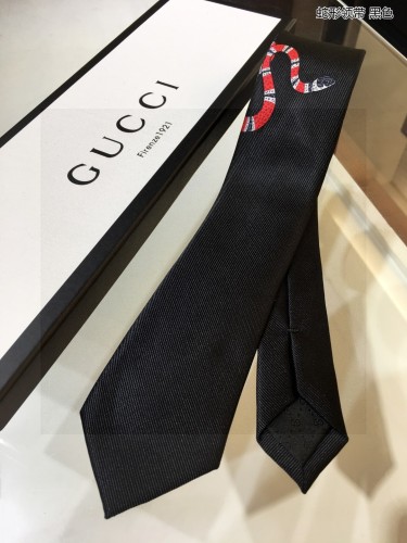 Gucci Fashion Snake Embroidered Tie Classic Men's Tie