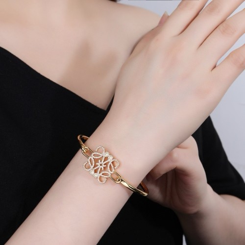 Loewe Fashion Hollow Rhinestone Bracelet Unisex Street Retro Bracelet