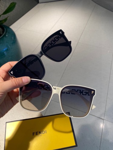 Fendi Fashion Sunglasses Logo Mirror Leg Polarized Sunglasses