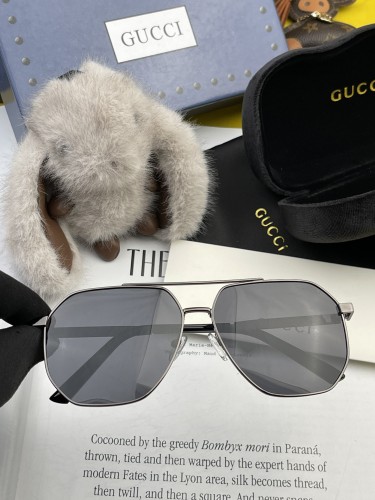 Gucci Fashion Unisex Polarized Sunglasses Polarized Toad Mirror