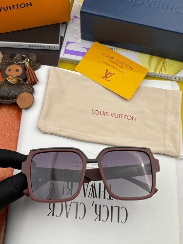 Louis Vuitton Fashion Square Glasses Polarized Sunglasses