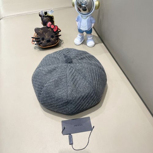 Prada New Women's Vintage Beret Versatile Pumpkin Hat