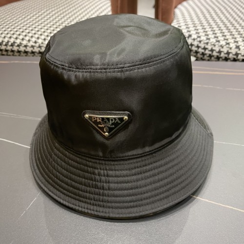 Prada Fashion Inverted Triangle Label Fisherman Hat Sunshade Hat