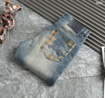 Burberry Classic Unisex Warhorse Printed Straight leg Jeans