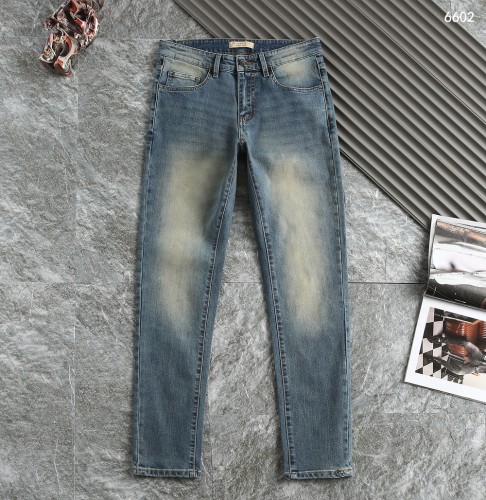 Burberry Classic Unisex Warhorse Printed Straight leg Jeans