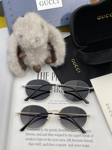 Gucci Fashion Unisex Polarized Sunglasses Versatile and Slimming Sunglasses