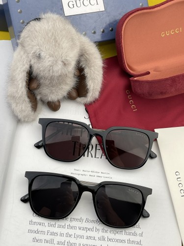 Gucci New Couple Fashion Box Polarized Sunglasses Versatile Sunglasses