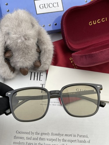 Gucci New Couple Fashion Box Polarized Sunglasses Versatile Sunglasses