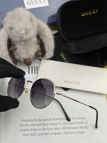 Gucci Fashion Unisex Polarized Sunglasses Retro Versatile Sunglasses