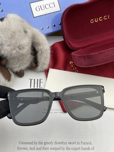 Gucci New Couple Fashion Box Polarized Sunglasses Versatile Sunglasses
