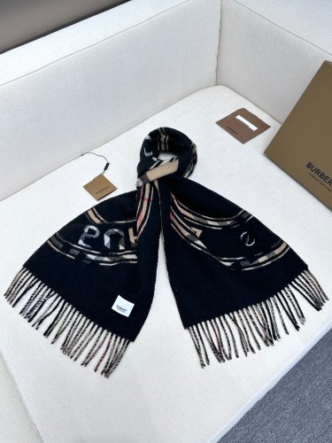 Burberry Classic Logo Jacquard Cashmere Tassel Scarf Size: 30 * 180cm