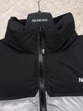 The North Face Classic Contrast Embroidered Logo Large Grid Casual Down Jacket
