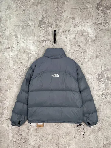 The North Face Classic Contrast Embroidered Logo Casual Down Jacket