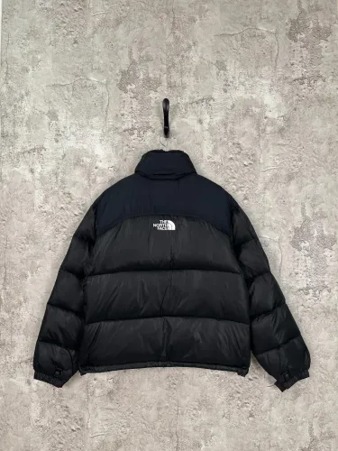 The North Face Classic Contrast Embroidered Logo Casual Down Jacket