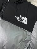 The North Face Classic Contrast Embroidered Logo Large Grid Casual Down Jacket