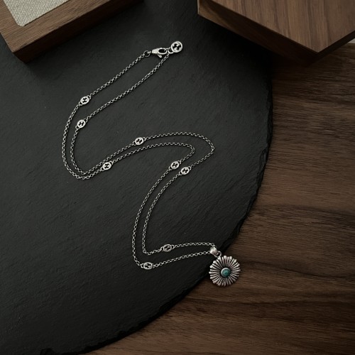 Gucci New Interlocking Double G Flower Emerald Necklace Size: 60CM
