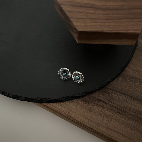 Gucci New Interlocking Double G Flower Emerald Earrings Size: 19mm
