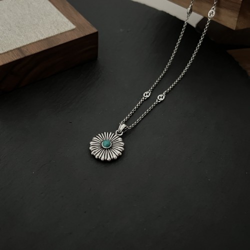 Gucci New Interlocking Double G Flower Emerald Necklace Size: 60CM