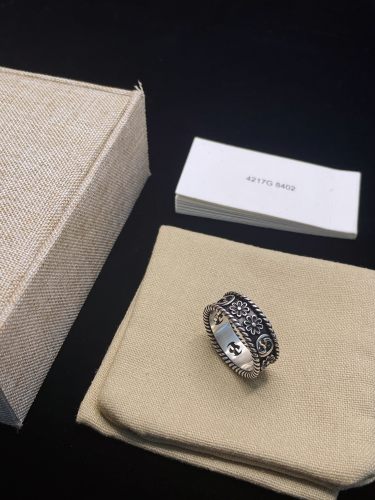 Gucci Couple New Vintage Daisy Flower Ring