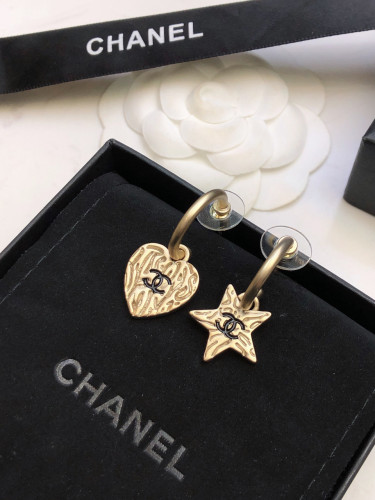 Chanel New Personalized Asymmetric Earrings