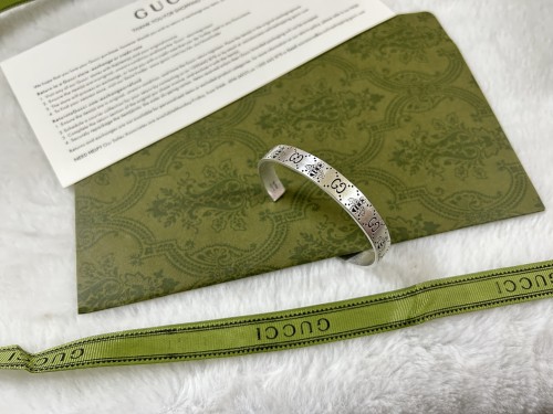 Gucci Classic Retro Double G Bee Bracelet