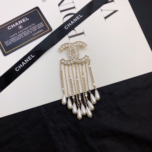 Chanel New Classic Versatile Brooch