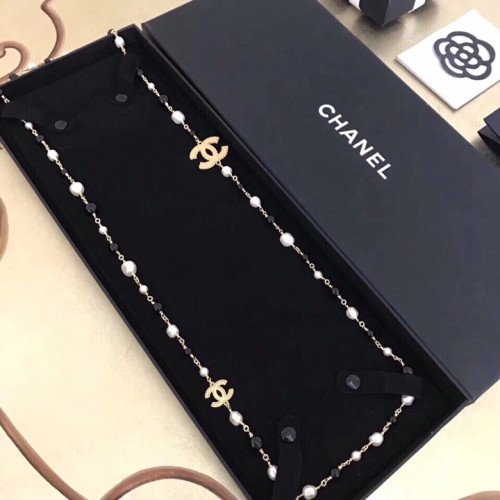 Chanel Classic Versatile Wheat Spike Black and White Pearl Long Chain Sweater Chain