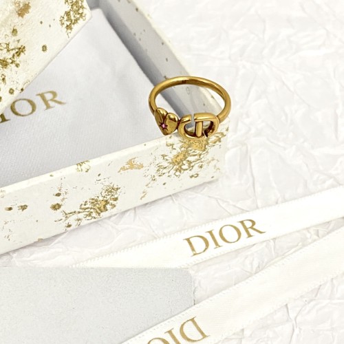 Dior Classic CD Letter Love Ring