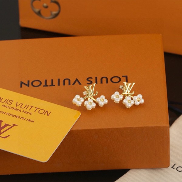 Louis Vuitton Classic Versatile Letter Flower Earrings