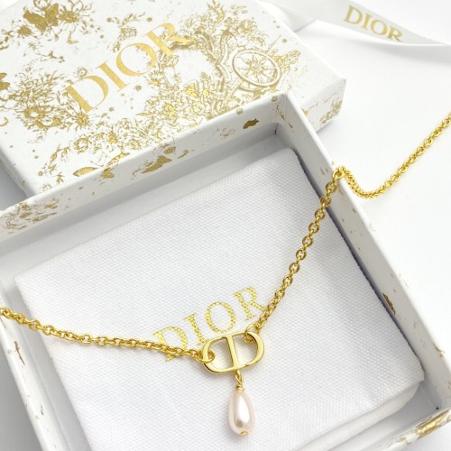Dior Classic CD Pink Waterdrop Pearl Necklace