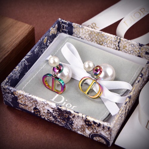 Dior New Fashion CD Pearl Earrings