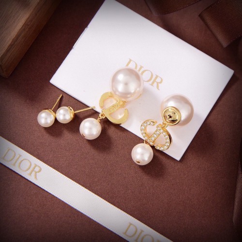 Dior New Fashion CD Pearl Earrings