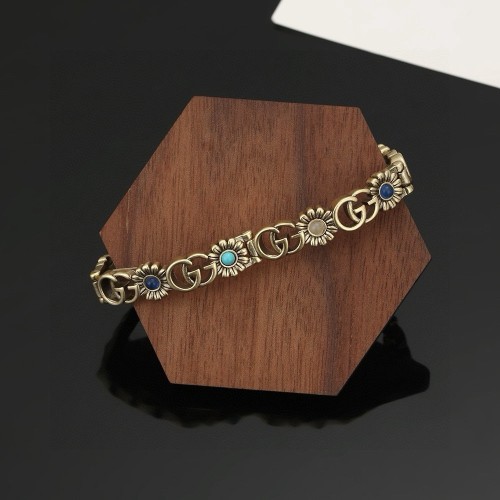 Gucci New Retro Fashion Hollow Bracelet