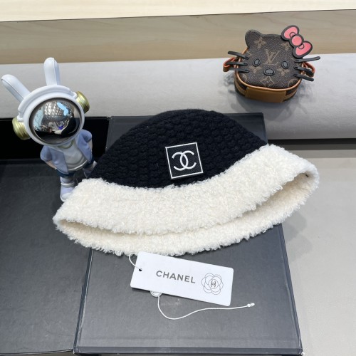 Chanel New Knitted Fisherman's Hat Color Contrasting Warm Bucket Hat