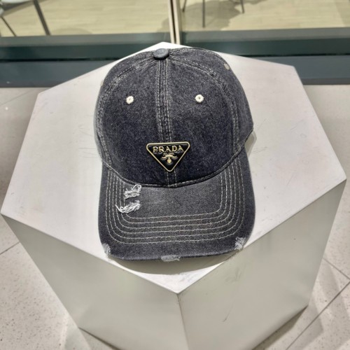 Prada New Cowboy Hole Baseball Hat Couple Casual Duck Tongue Hat
