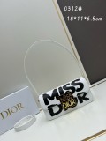 Dior New Retro Letter Embossed Cowhide Underarm Bag Size: 18 × 6.5 × 11 CM