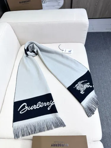 Burberry New War Horse Jacquard Cashmere Tassel Scarf Size: 35 * 200 CM