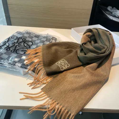 Loewe Fashion Double Sided Color Cashmere Tassel Scarf Size: 35 * 180 CM