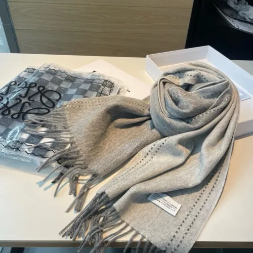 Loewe Fashion Double Sided Color Cashmere Tassel Scarf Size: 35 * 180 CM