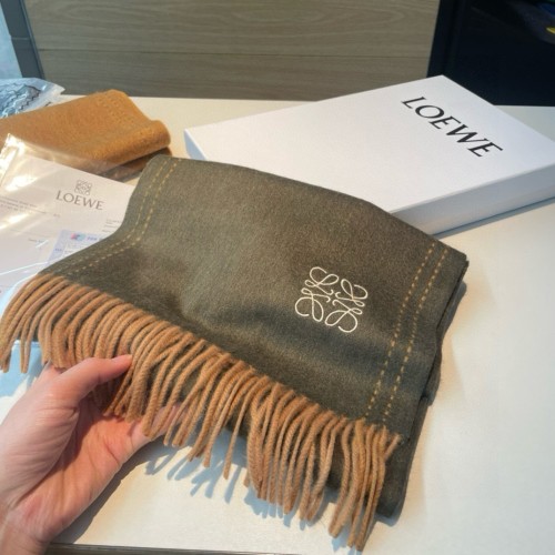 Loewe Fashion Double Sided Color Cashmere Tassel Scarf Size: 35 * 180 CM