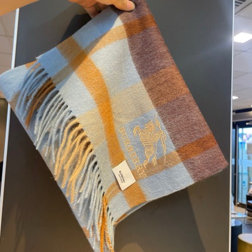 Burberry Classic Embroidered War Horse Large Grid Cashmere Scarf Size: 32 * 180 CM