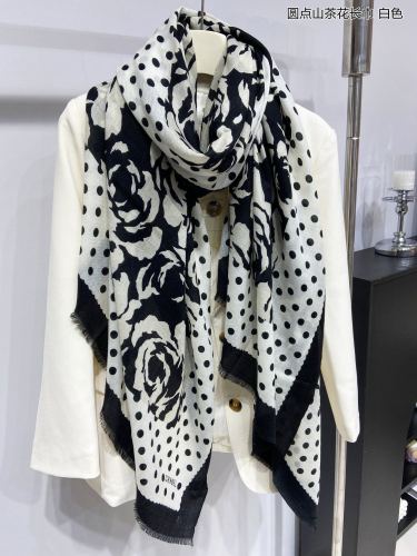 Chanel Fashion Dot Camellia Cashmere Scarf Size: 110 * 200 CM