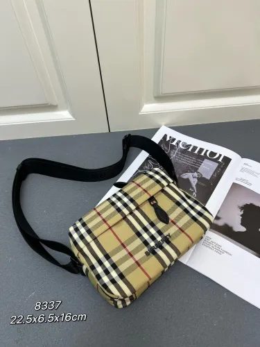Burberry Classic 3D Letter Logo Grid Paddy Bag Crossbody Bag Size: 22.5 x 6.5 x 16 CM
