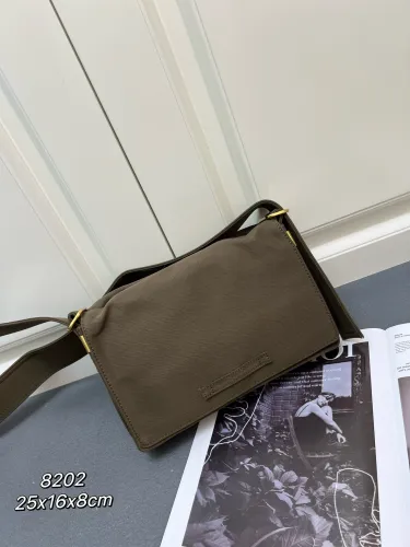 Burberry Classic New Embroidered War Horse Tote Bag Size: 25 x 8 x 16 CM
